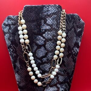 Chic Gold and Cream Beaded Necklace